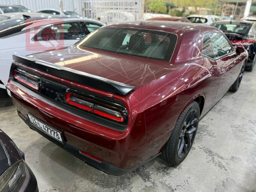 Dodge Challenger
